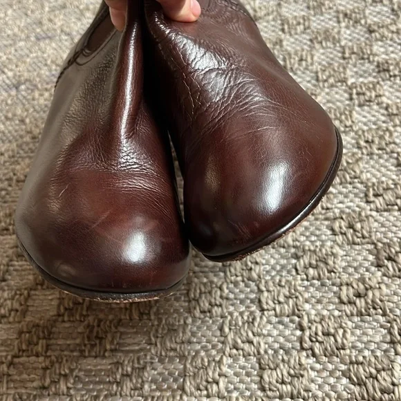 FRYE Stella Short Chelsea Boot, Dark Brown - Size 7 - Picture 4 of 7